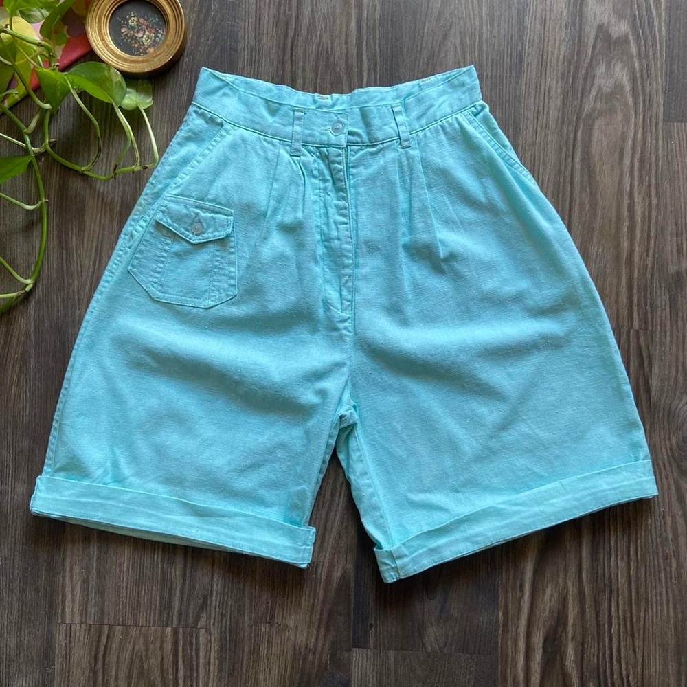 Vintage 80s High Waist Pleated Light Blue Shorts